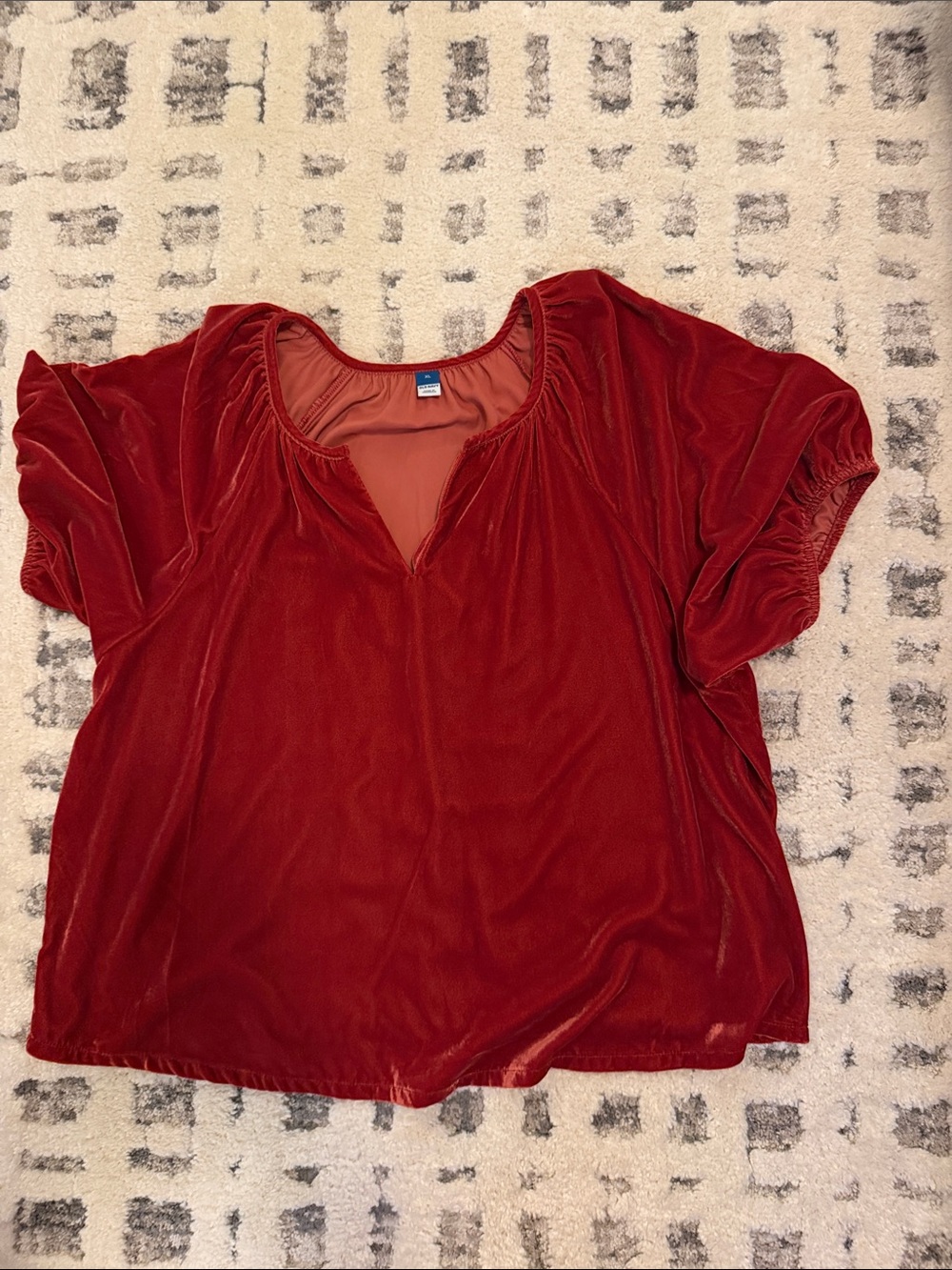 Old Navy Velvet Red Short-Sleeve Blouse with V-Notch